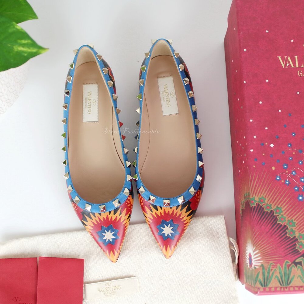 NEW Valentino Garavani Rockstud Leather Flats, EU 36 Luxury Style Office - Party